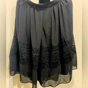 Le Chateau black skirt